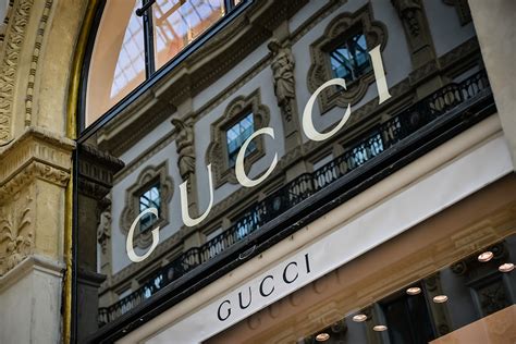 gucci produce in italia|where is gucci located.